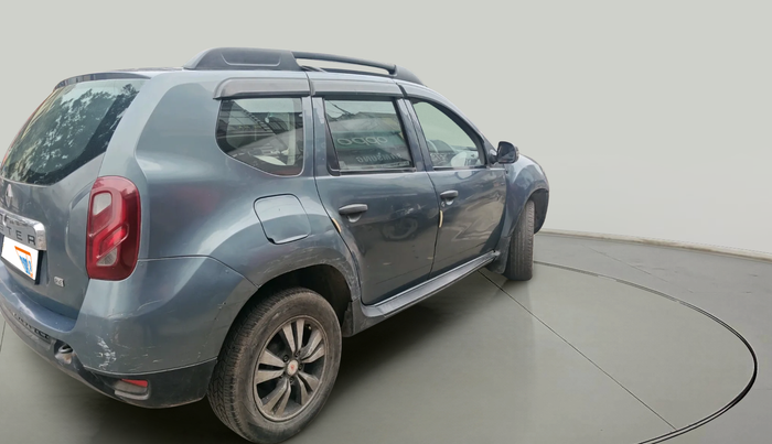 2013 Renault Duster RXE PETROL, Petrol, Manual, 1,43,327 km, exterior