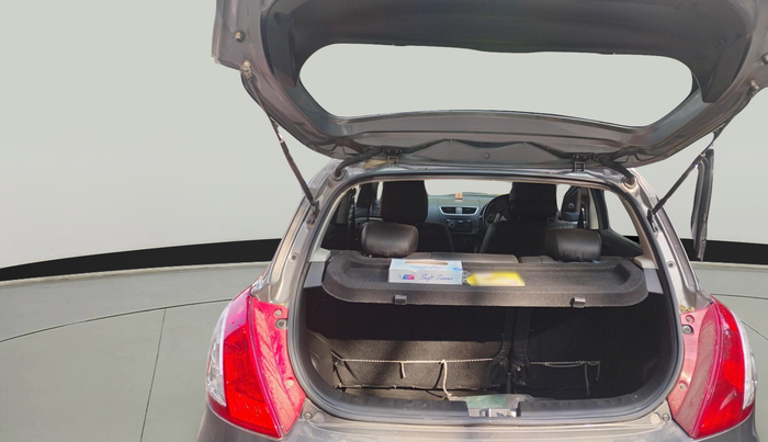 2016 Maruti Swift LXI (O), Petrol, Manual, 97,821 km, exterior