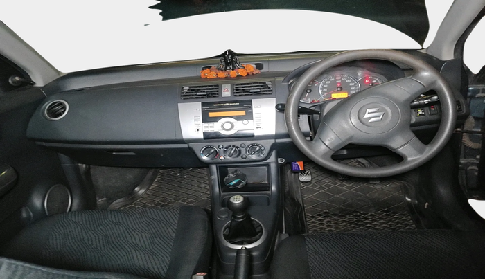 2010 Maruti Swift VXI, Petrol, Manual, 86,566 km, interior