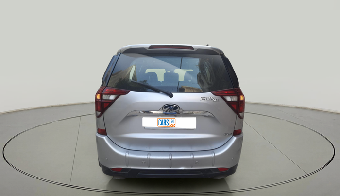 2017 Mahindra XUV500 W10 AT 1.99, Diesel, Automatic, 1,76,210 km, exterior