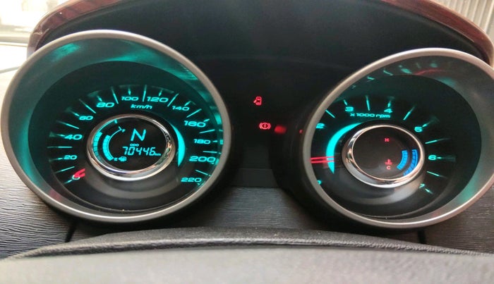 2021 Mahindra XUV500 W7, Diesel, Manual, 70,446 km, interior