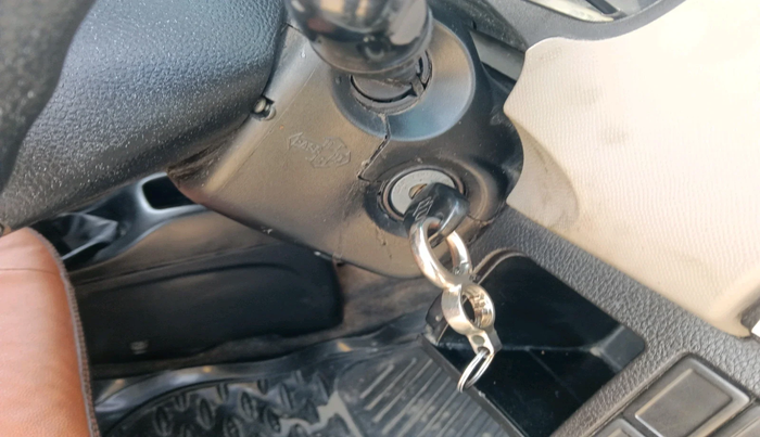 2013 Maruti Wagon R 1.0 LXI CNG, Petrol, Manual, 99,746 km, interior