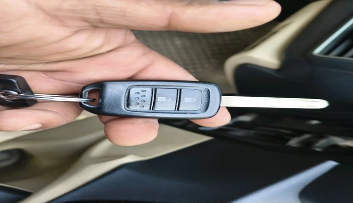 2021 Honda Amaze 1.2L I-VTEC S, Petrol, Manual, 77,045 km, interior