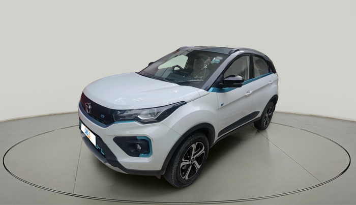 2022 Tata NEXON EV XZ PLUS LUX, Electric, Automatic, 42,006 km, exterior
