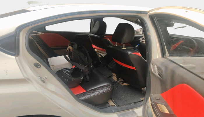 2014 Honda City 1.5L I-VTEC SV, Petrol, Manual, 1,13,649 km, interior