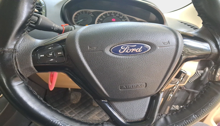 2016 Ford Figo Aspire TITANIUM 1.2 PETROL, Petrol, Manual, 1,03,062 km, interior