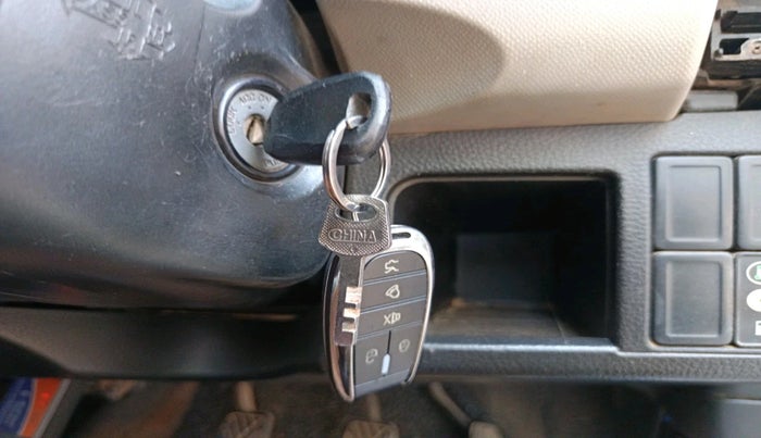 2013 Maruti Wagon R 1.0 LXI CNG, Petrol, Manual, 1,46,306 km, interior