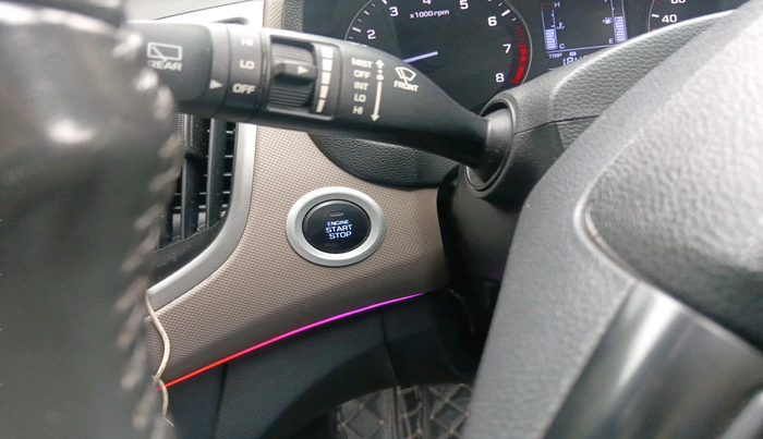 2017 Hyundai Creta SX PLUS AT 1.6 PETROL, Petrol, Automatic, 61,550 km, interior