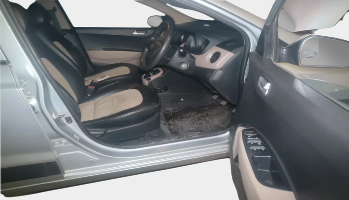 2018 Hyundai Grand i10 SPORTZ 1.2 KAPPA VTVT, Petrol, Manual, 80,918 km, interior