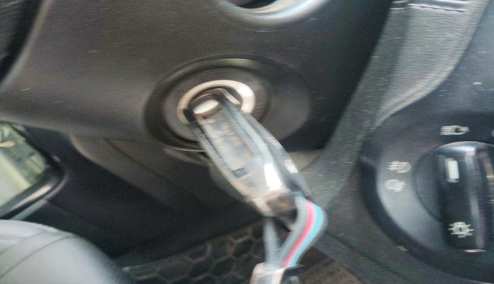 2018 Tata Hexa XTA 4X2 7 STR, Diesel, Automatic, 1,03,411 km, interior