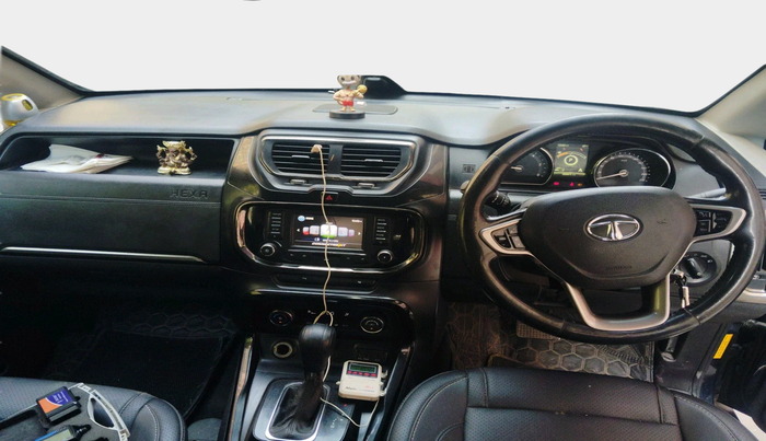 2018 Tata Hexa XTA 4X2 7 STR, Diesel, Automatic, 1,03,411 km, interior