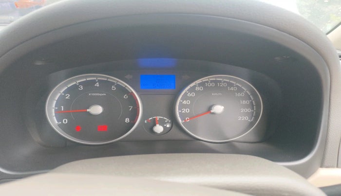 2011 Hyundai Verna TRANSFORM 1.6 VTVT, Petrol, Manual, 54,830 km, interior