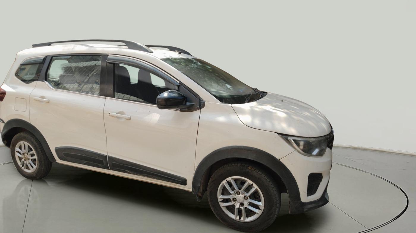 2023 Renault TRIBER RXT, Petrol, Manual, 5,00,001 km, exterior