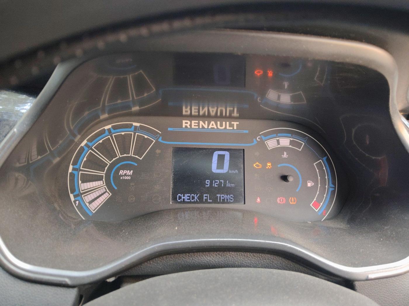 2023 Renault TRIBER RXT, Petrol, Manual, 5,00,001 km, interior