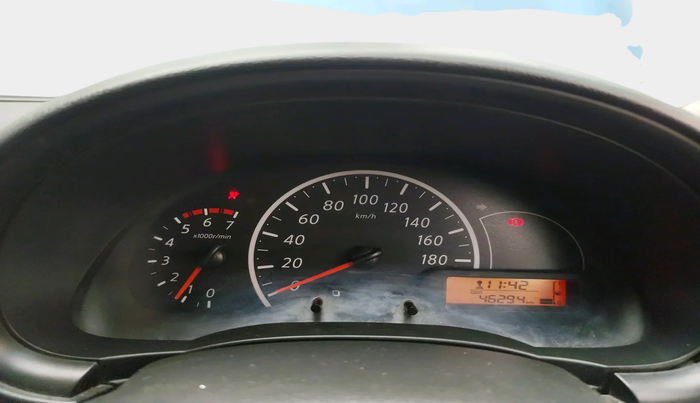 2017 Nissan Micra Active XV, Petrol, Manual, 46,294 km, interior