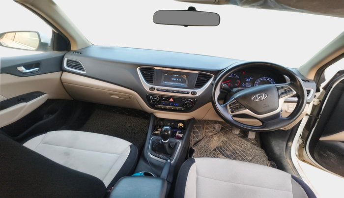 2018 Hyundai Verna 1.6 EX CRDI, Diesel, Manual, 62,186 km, interior