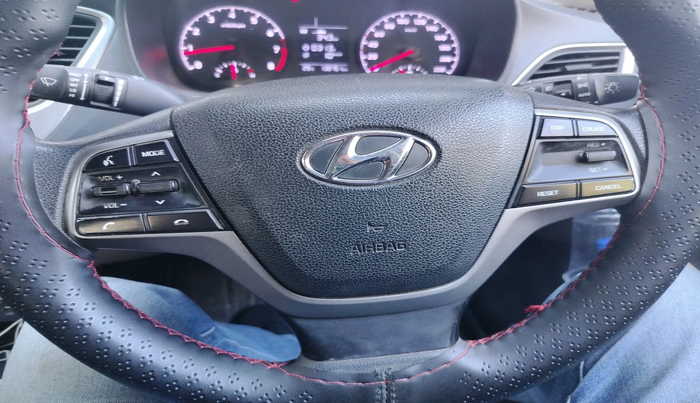 2017 Hyundai Verna 1.6 VTVT SX, Petrol, Manual, 1,38,751 km, interior