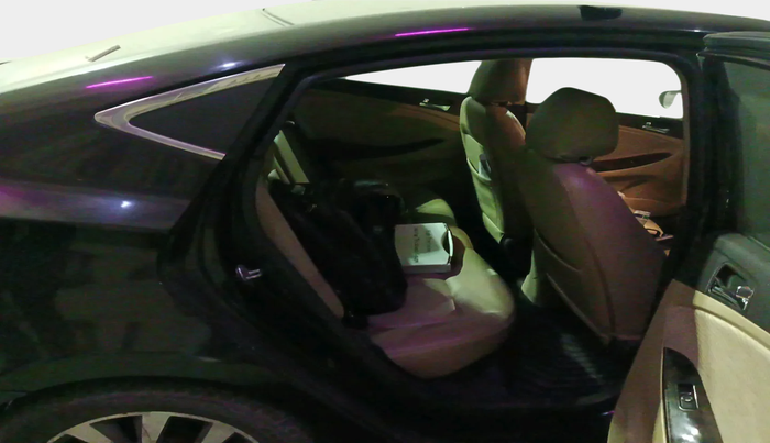 2014 Hyundai Verna FLUIDIC 1.6 VTVT SX AT, CNG, Automatic, 64,500 km, interior