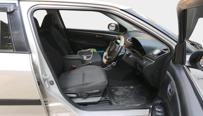 2015 Maruti Swift ZXI, Petrol, Manual, 81,703 km, interior