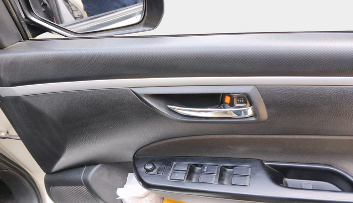 2015 Maruti Swift ZXI, Petrol, Manual, 81,703 km, interior