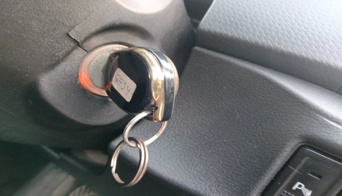 2017 Maruti Vitara Brezza ZDI, Diesel, Manual, 86,301 km, interior