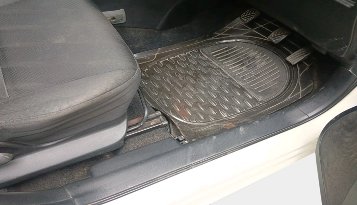 2012 Maruti Swift VXI, Petrol, Manual, 95,734 km, interior