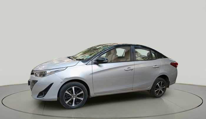 2020 Toyota YARIS V CVT, Petrol, Automatic, 44,195 km, exterior