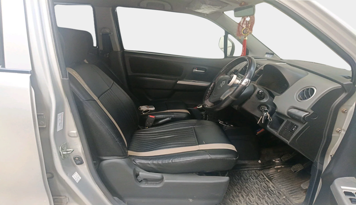 2012 Maruti Wagon R 1.0 LXI, Petrol, Manual, 79,145 km, interior