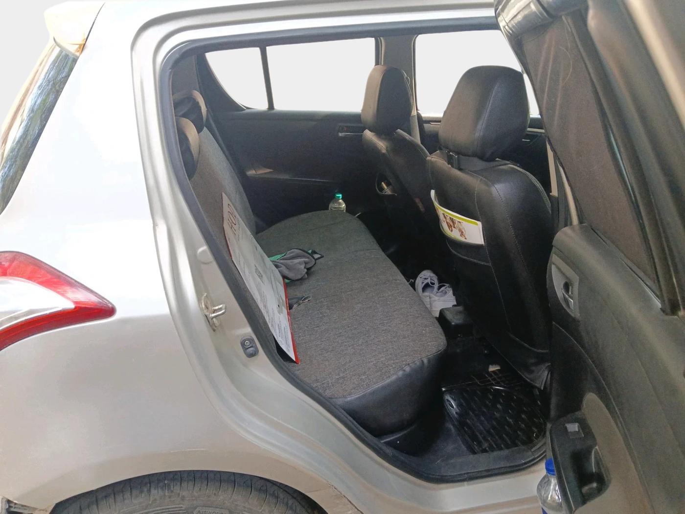 2013 Maruti Swift VXI, Petrol, Manual, 1,15,094 km, interior