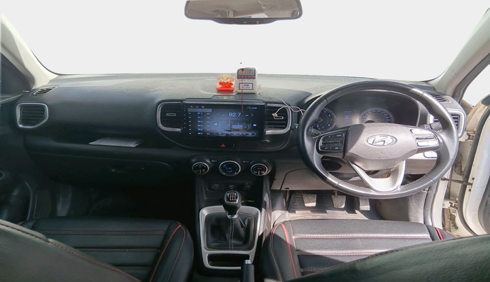 2019 Hyundai VENUE SX 1.0 (O) TURBO, Petrol, Manual, 45,360 km, interior