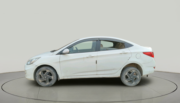 2013 Hyundai Verna FLUIDIC 1.6 VTVT SX, Petrol, Manual, 1,20,518 km, exterior