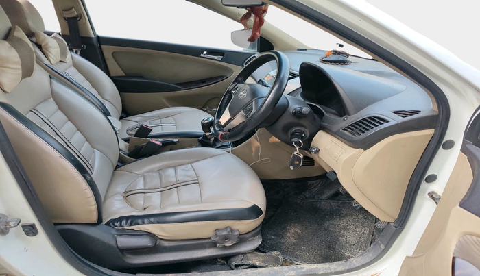 2013 Hyundai Verna FLUIDIC 1.6 VTVT SX, Petrol, Manual, 1,20,518 km, interior