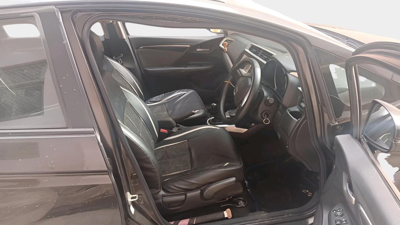 2017 Honda WR-V 1.2L I-VTEC VX MT, Petrol, Manual, 5,00,000 km, interior