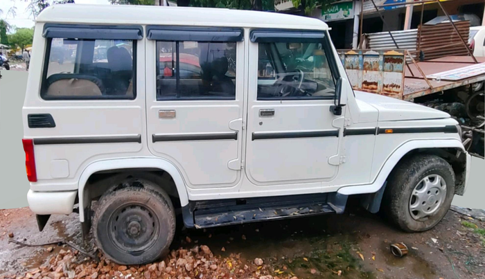2016 Mahindra Bolero ZLX BS IV, Diesel, Manual, 1,30,609 km, exterior