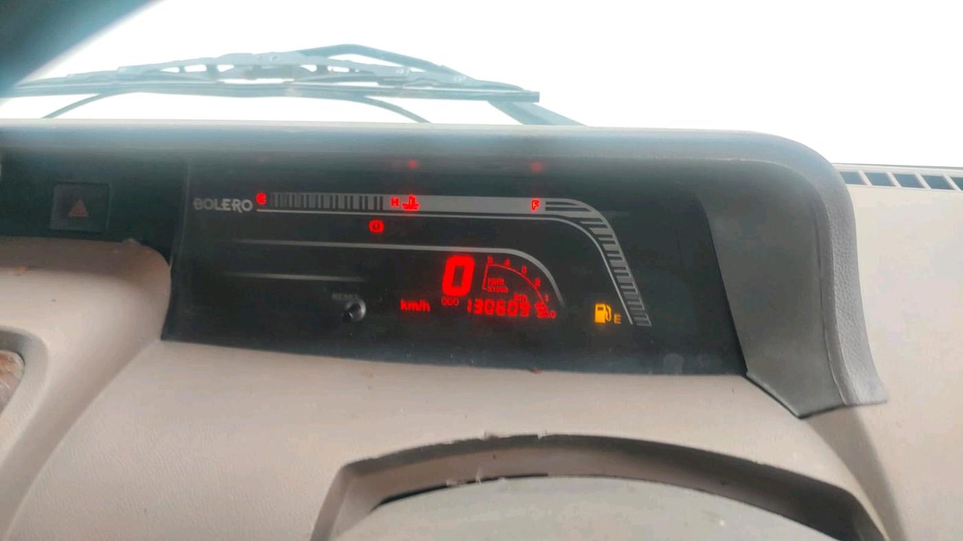 2016 Mahindra Bolero ZLX BS IV, Diesel, Manual, 1,30,609 km, interior