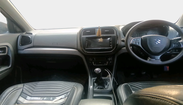 2016 Maruti Vitara Brezza ZDI PLUS DUAL TONE, Diesel, Manual, 1,78,019 km, interior