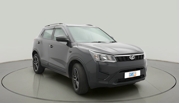2019 Mahindra XUV300 W6 1.5 DIESEL, Diesel, Manual, 69,938 km, exterior