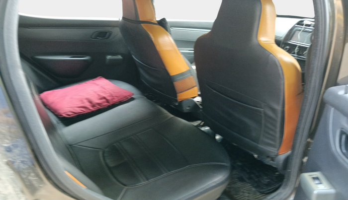 2016 Renault Kwid RXT 0.8, Petrol, Manual, 69,901 km, interior