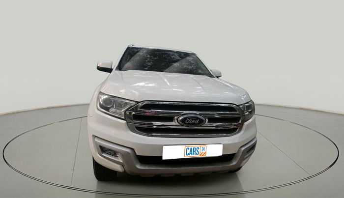 2016 Ford Endeavour TREND 2.2 4X2 AT, Diesel, Automatic, 1,84,048 km, exterior