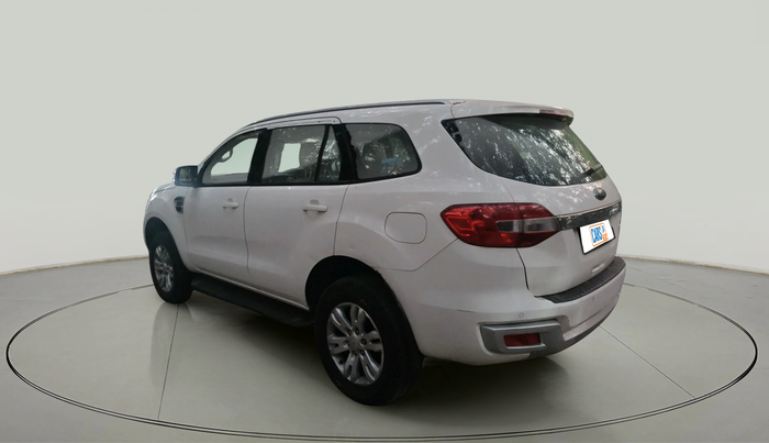 2016 Ford Endeavour TREND 2.2 4X2 AT, Diesel, Automatic, 1,84,048 km, exterior