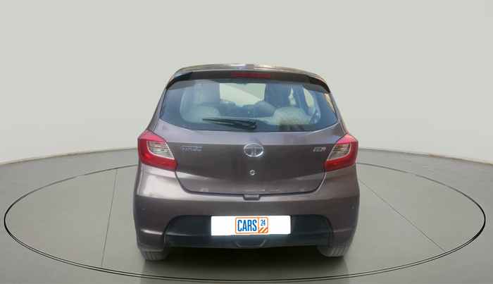 2017 Tata Tiago XZA PETROL, Petrol, Automatic, 98,605 km, exterior