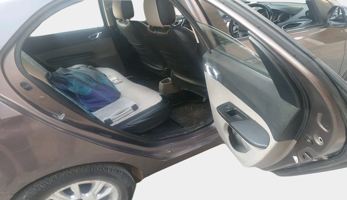 2017 Tata Tiago XZA PETROL, Petrol, Automatic, 98,605 km, interior