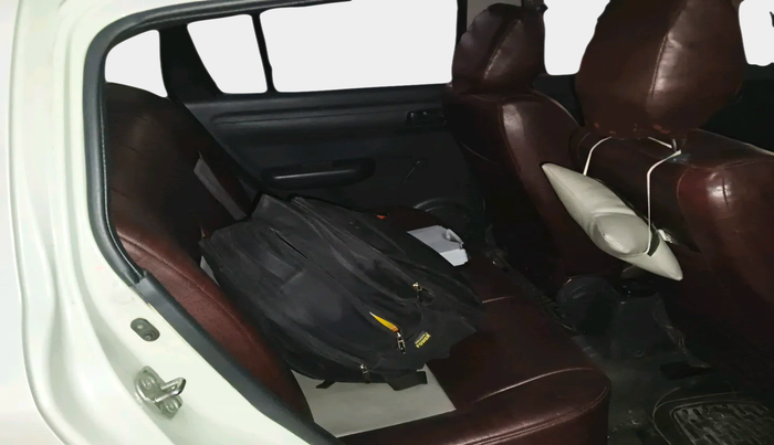 2010 Maruti Swift LXI, Petrol, Manual, 38,392 km, interior