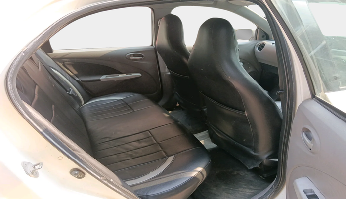 2011 Toyota Etios V, Petrol, Manual, 89,747 km, interior