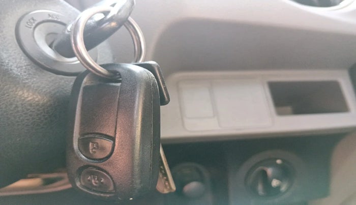 2011 Toyota Etios V, Petrol, Manual, 89,747 km, interior