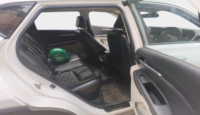 2020 KIA SONET HTX 1.5, Diesel, Manual, 71,990 km, interior