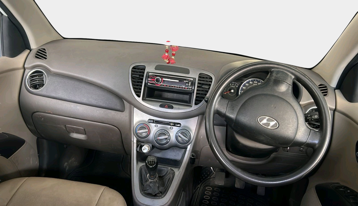 2010 Hyundai i10 MAGNA 1.2, Petrol, Manual, 63,100 km, interior