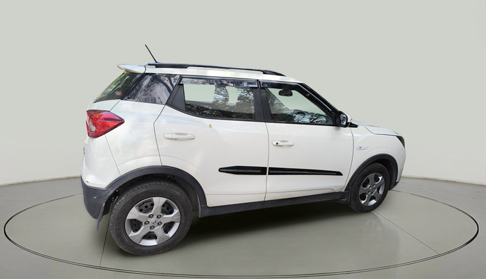 2023 Mahindra XUV300 W6 1.2 PETROL, Petrol, Manual, 13,476 km, exterior