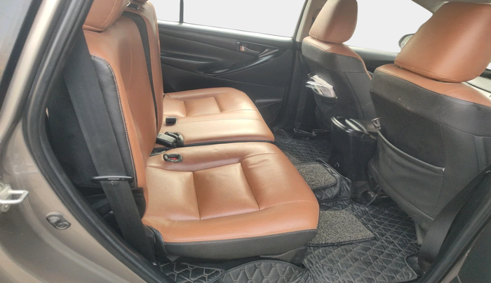 2016 Toyota Innova Crysta 2.4 GX 8 STR, Diesel, Manual, 92,354 km, interior