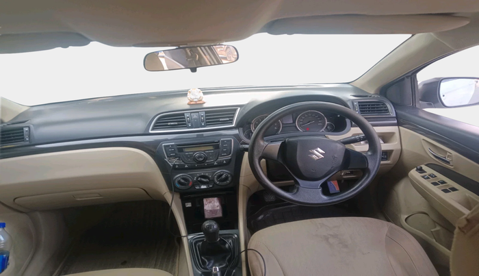 2015 Maruti Ciaz VXI, Petrol, Manual, 2,11,498 km, interior